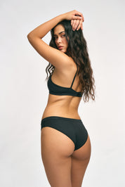 Go-To Cheeky